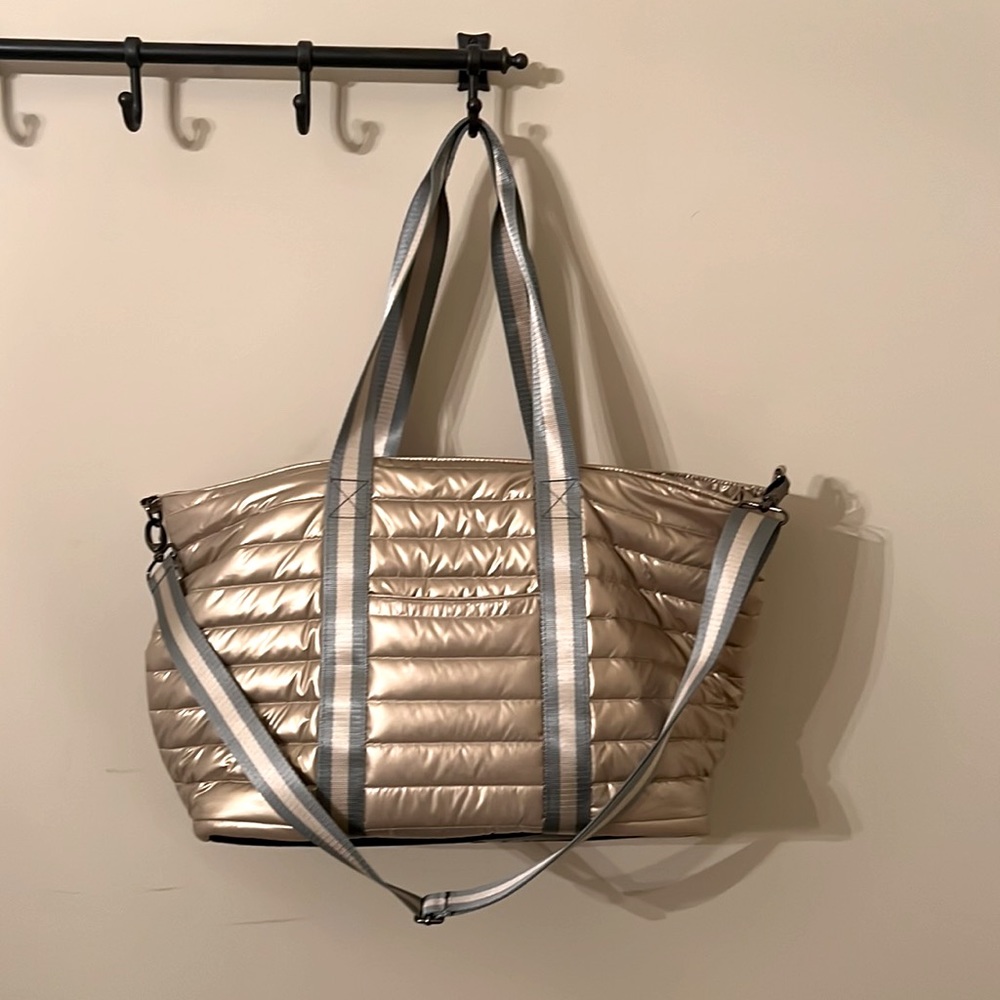Think Royln Wingman bag